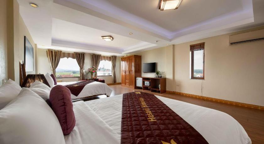 Hanoi Airport Premium Hotel Exterior photo